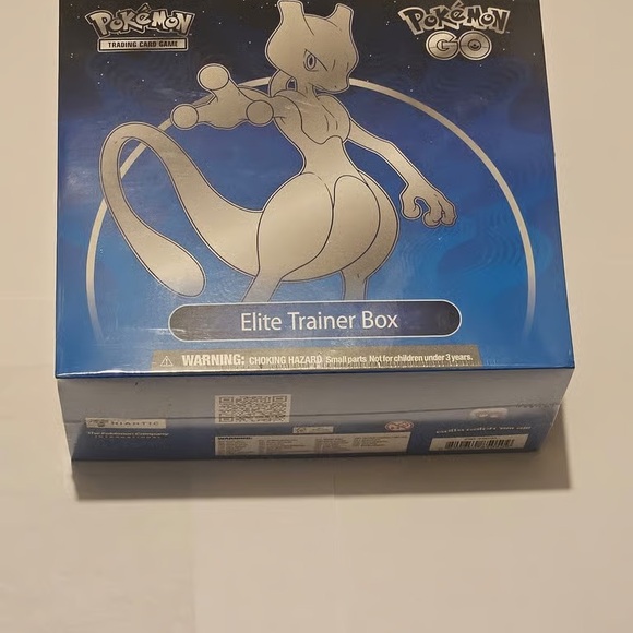 Pokemon Blue and Silver Elite Trainer Box